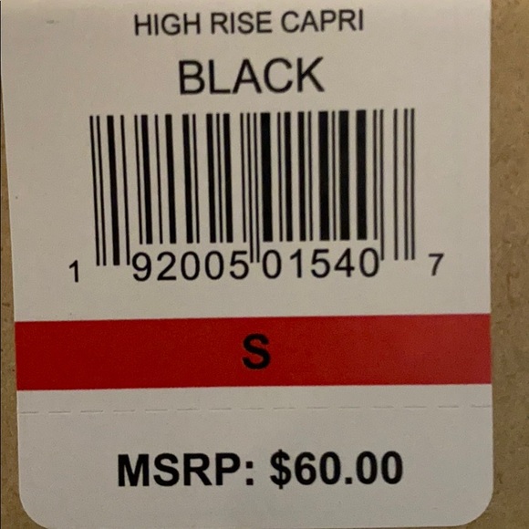 Reebok High Rise Capri - Picture 5 of 8